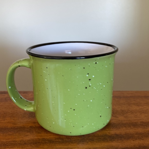 Lake Louise Inn Mug in Exc Shaoe   18 oz - Picture 3 of 9